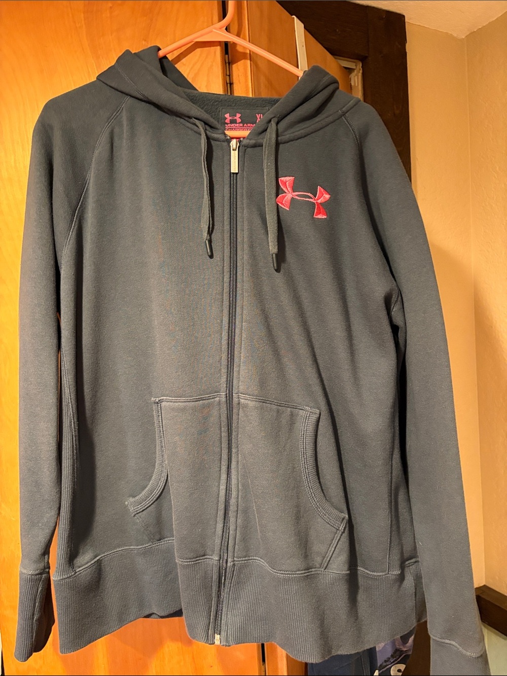 Under Armour Women's Dark Gray Full-Zip Hoodie with Pink Logo Size XL